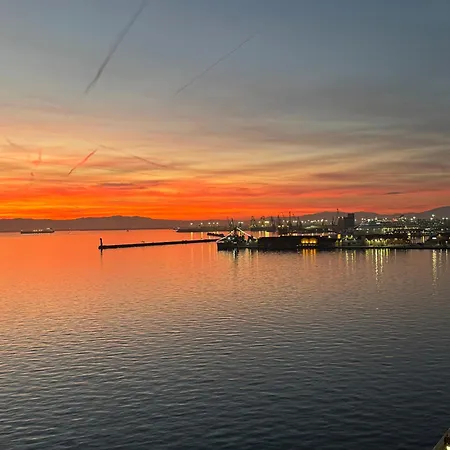 Baobloom Horizon - Seafront In The Heart Of