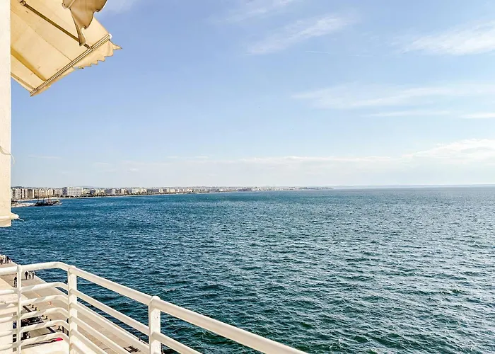 아파트 Baobloom Horizon - Seafront In The Heart Of 테살로니키